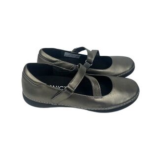 Vionic Women Pewter Mary Jane Flat Women‎ Size 9